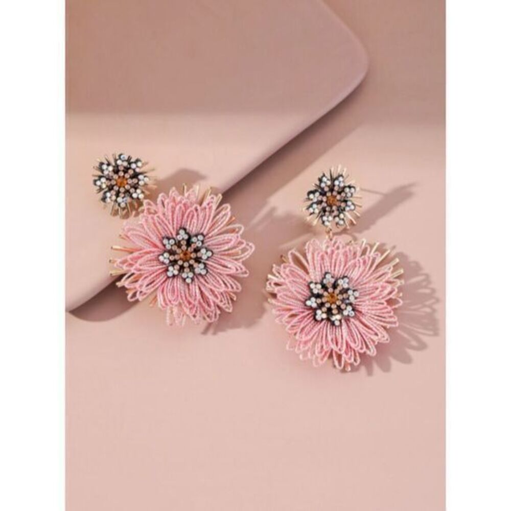 EMERY ROSE NWT Pink Rhinestone Flower Dangle Drop Earrings